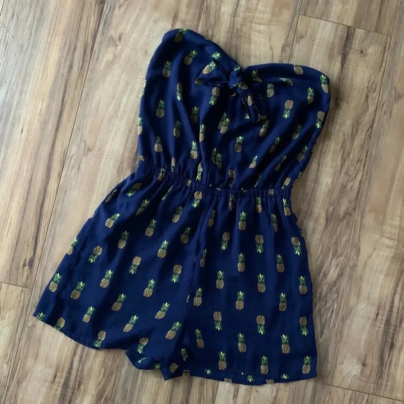 Francesca’s • Strapless Pineapple Romper - Picture 2 of 7